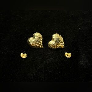 Vintage AVON Puffy Heart Hammered Gold post back earrings